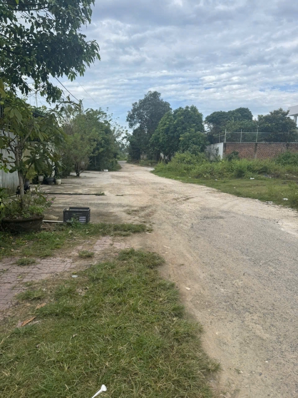 Bán nhà đất thôn Kon Klor, phường Thắng Lợi, thành phố Kon Tum, tỉnh Kon Tum.