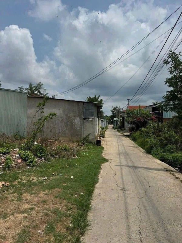 Bán đất hẻm 354 Sư Vạn Hạnh, P. Duy Tân, Tp. Kon Tum