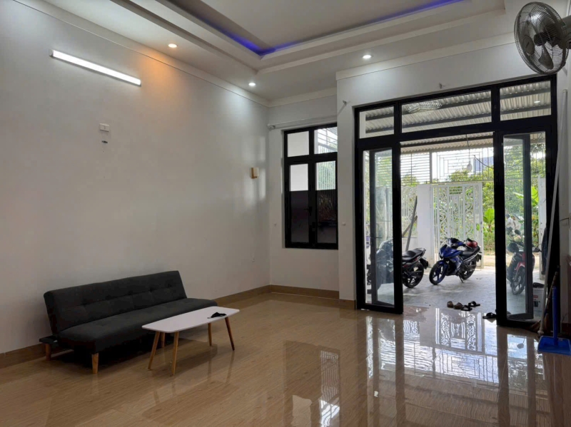Bán nhà Thôn 9, Đắk Cấm, Kon Tum